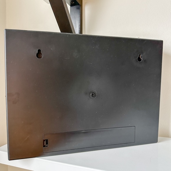 “Dream in Color” Plastic Light Box - Picture 4 of 4